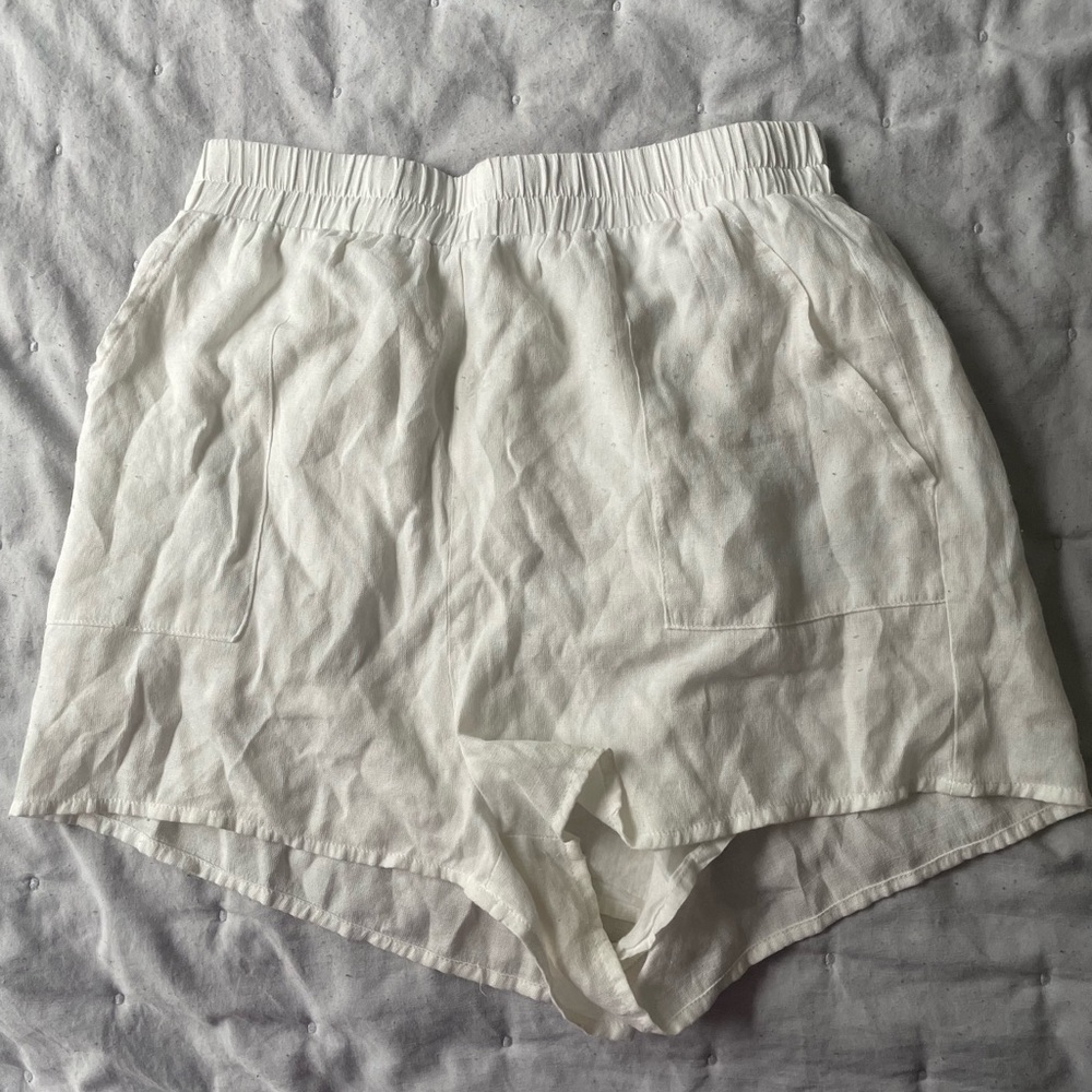 princess polly white shorts